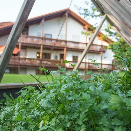 Auszeit-wohnungen شقة Aidenbach